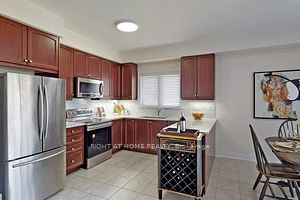 128 Milby Cres Property Photo 9