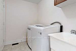 128 Milby Cres Property Photo 17