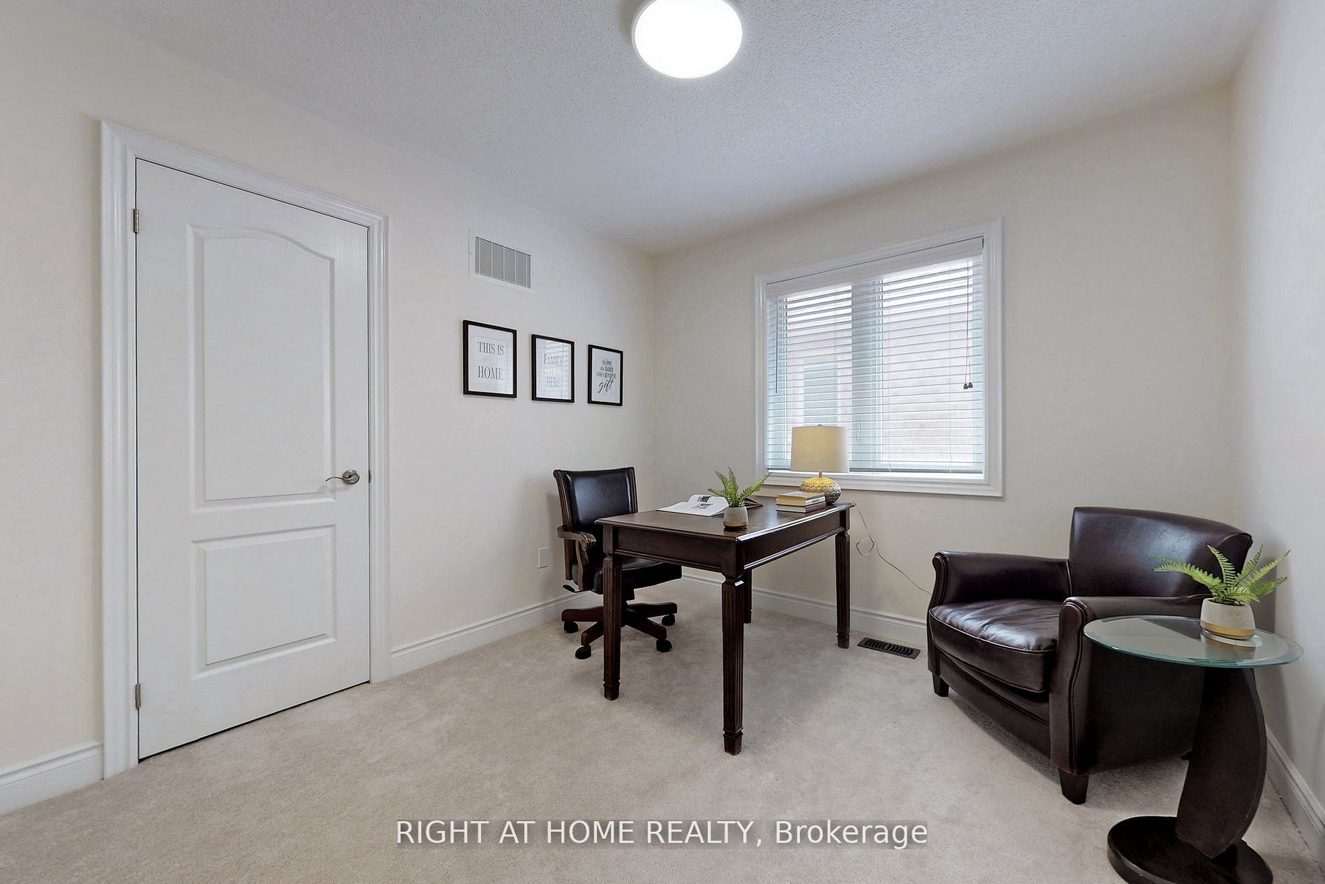 128 Milby Cres Property Photo 28