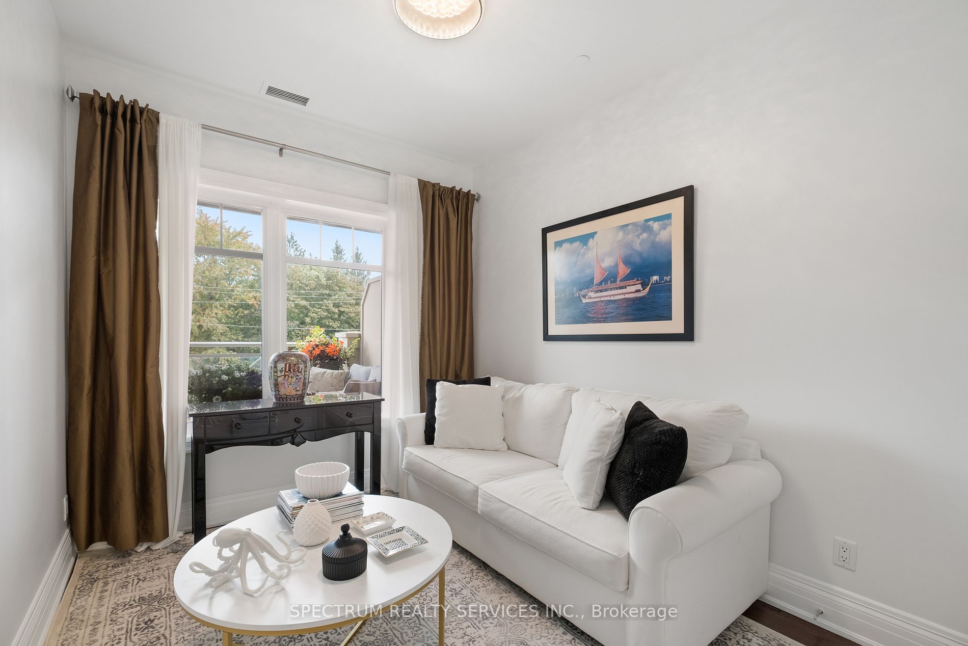 80 Burns Blvd 21 Property Photo 18