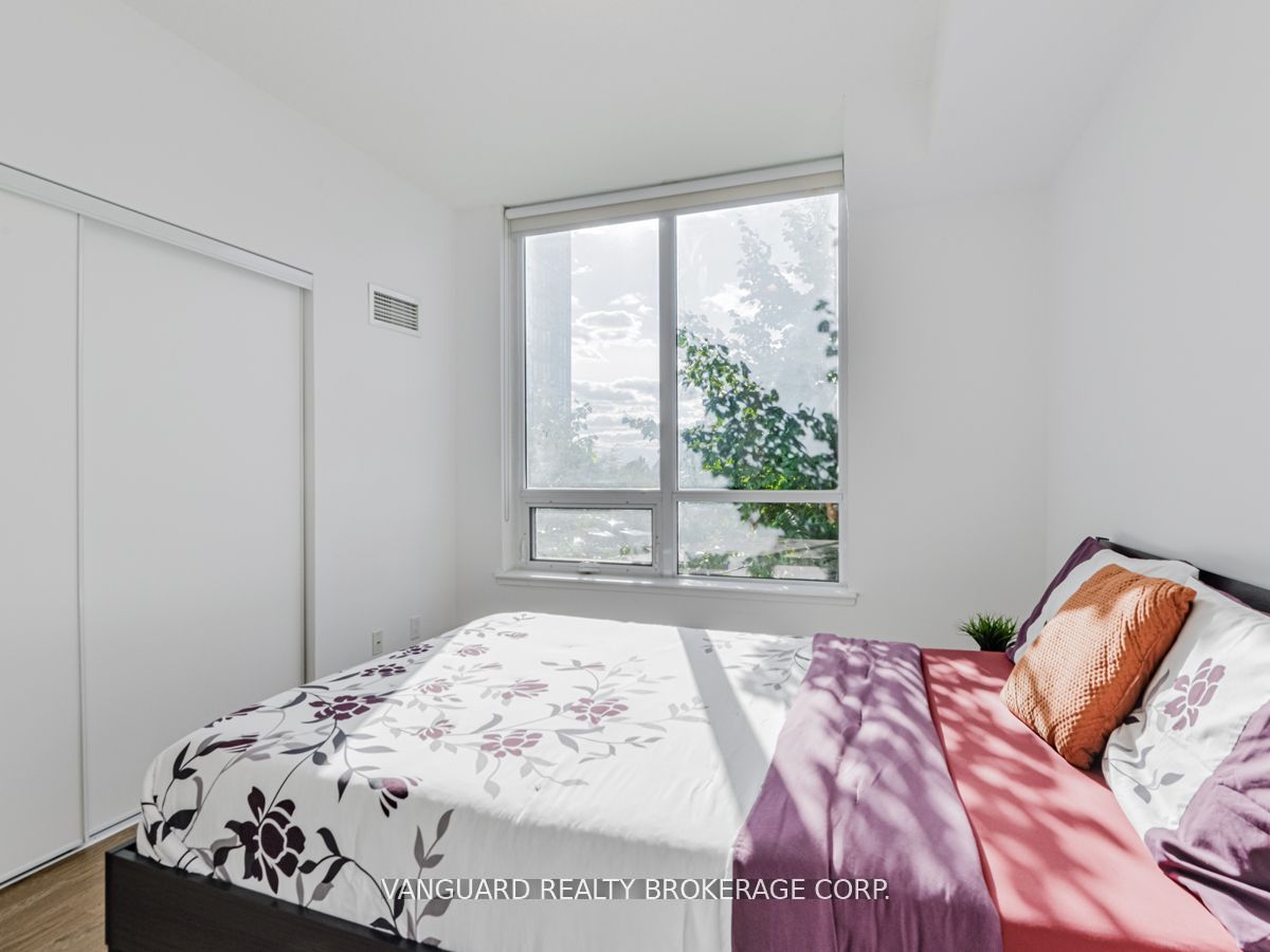 75 North Park Rd 8 Property Photo 17