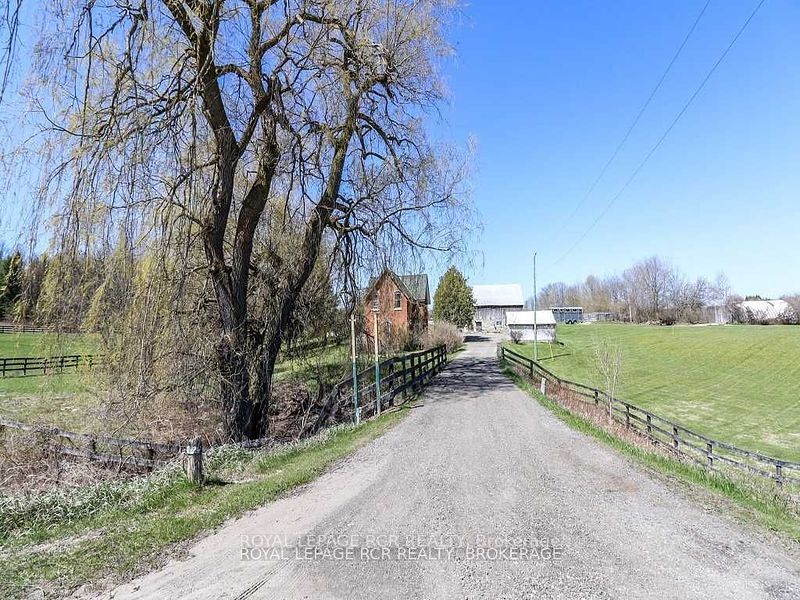 1148 10th Sideroad Property Photo 2