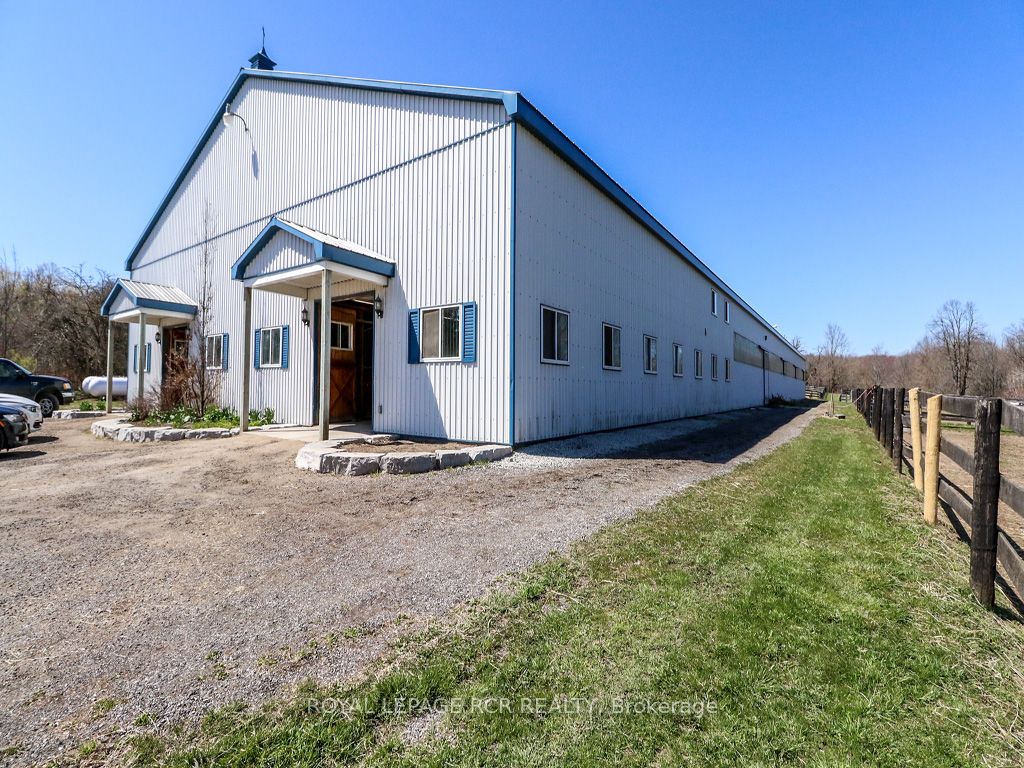 1148 10th Sideroad Property Photo 4