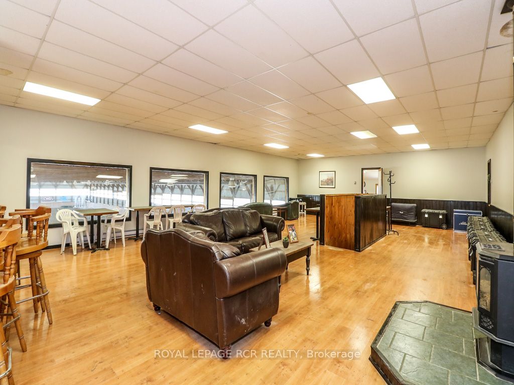 1148 10th Sideroad Property Photo 11