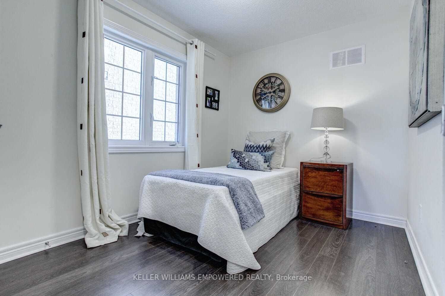 85 Chayna Cres Property Photo 27