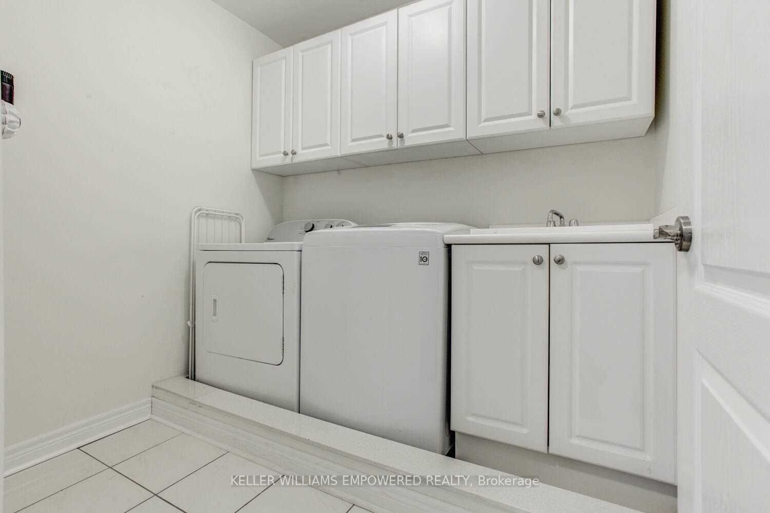 85 Chayna Cres Property Photo 31