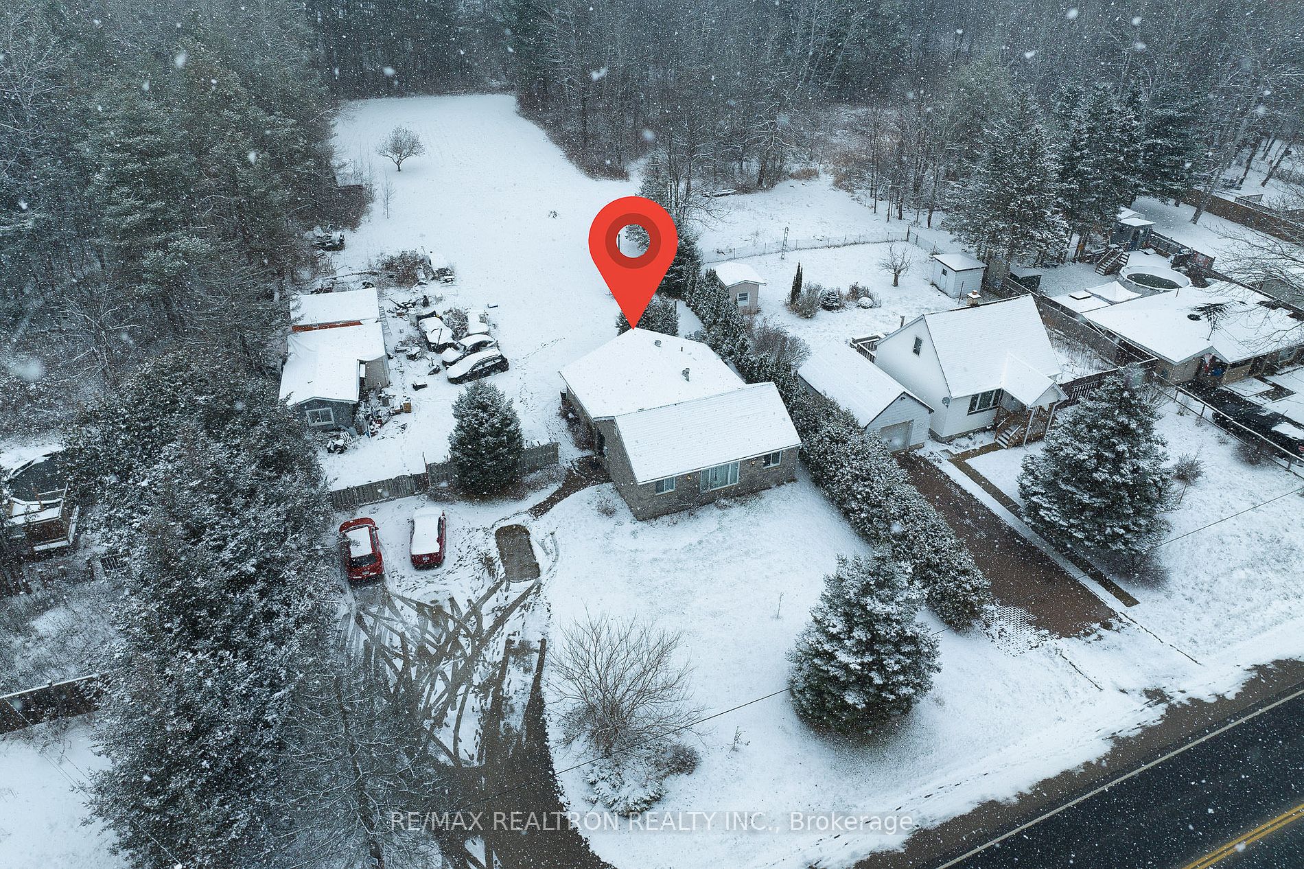 56 Brentwood Rd Property Photo 4