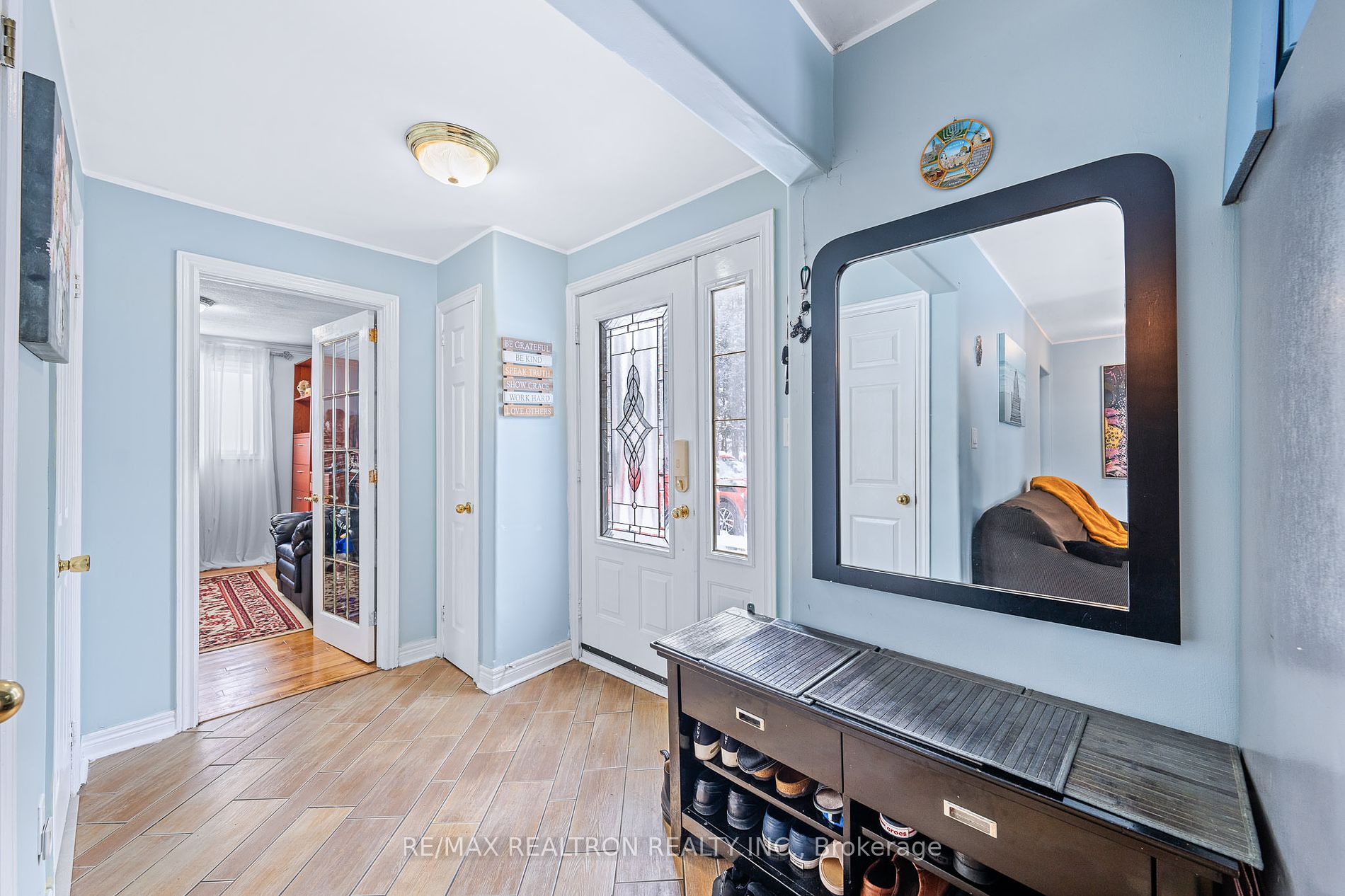 56 Brentwood Rd Property Photo 8