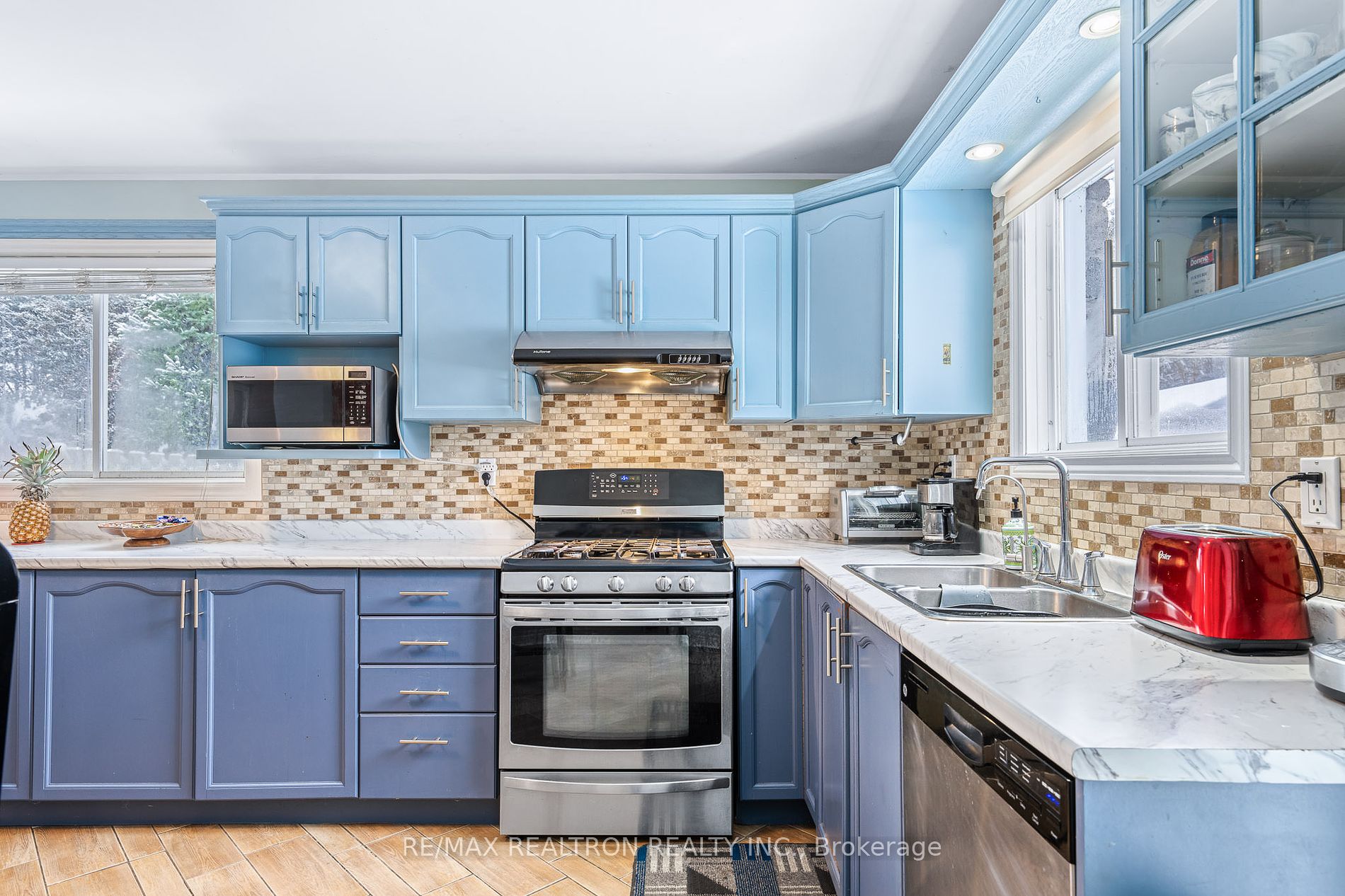 56 Brentwood Rd Property Photo 15