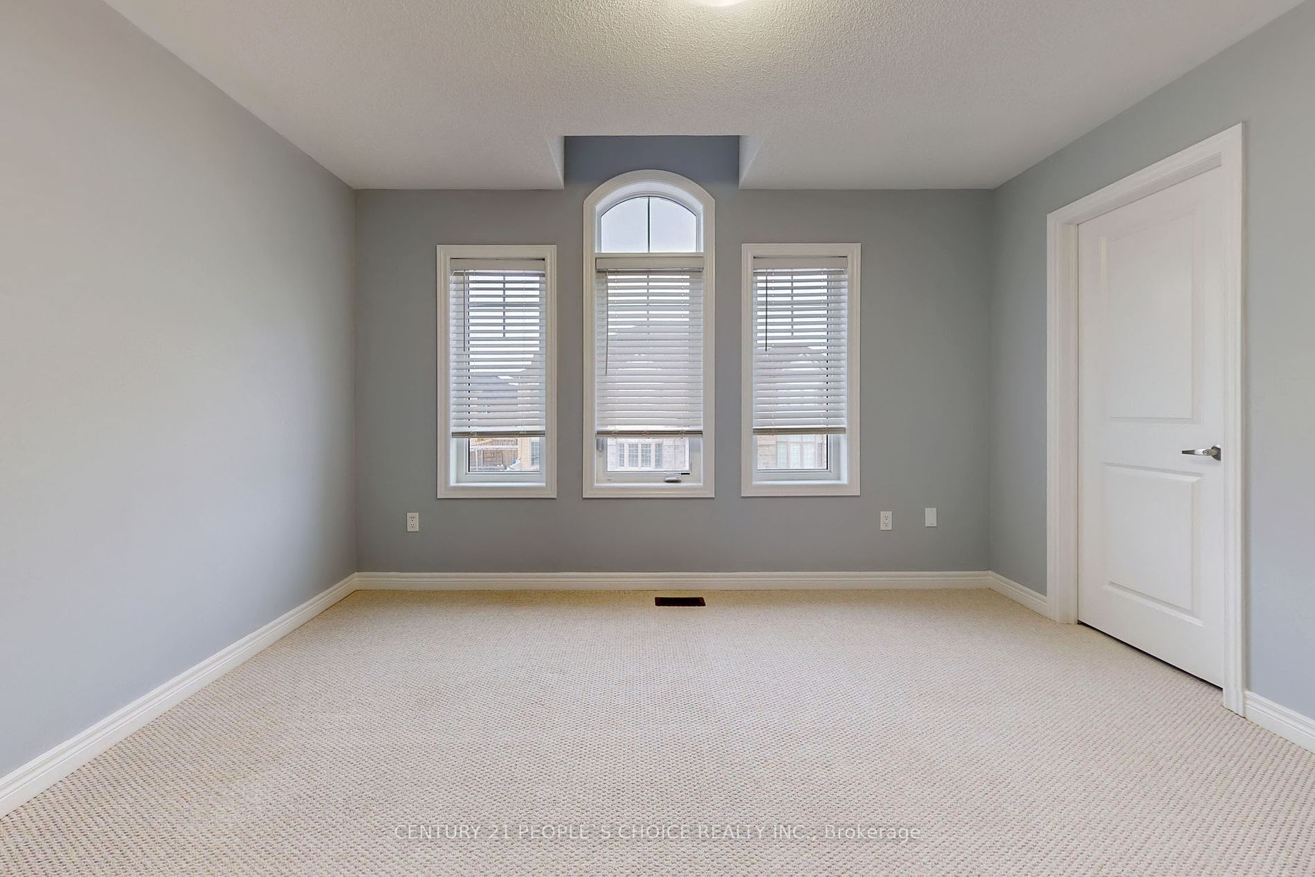 227 Inverness Way Property Photo 35