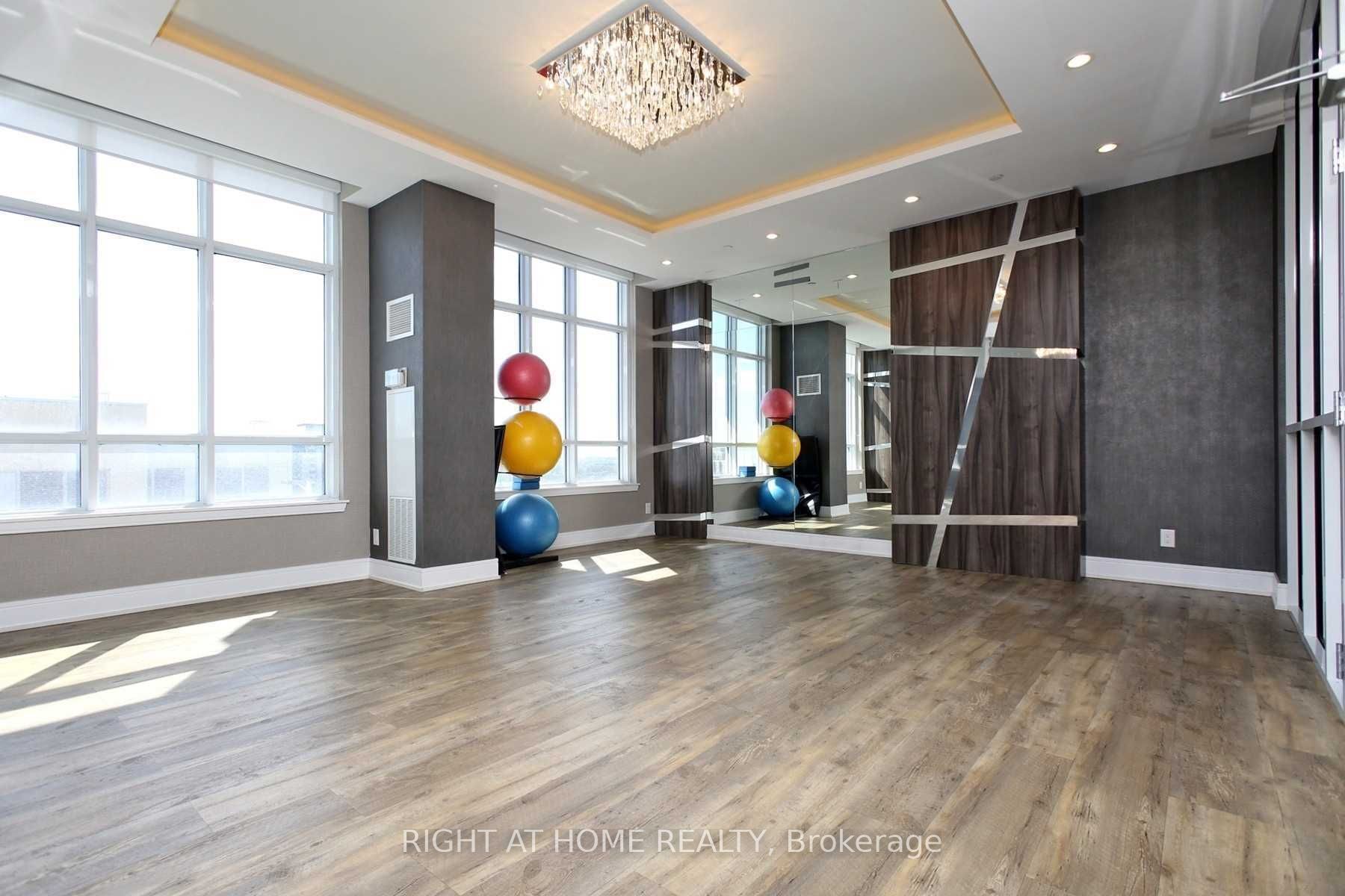 9191 Yonge St 608 Property Photo 6