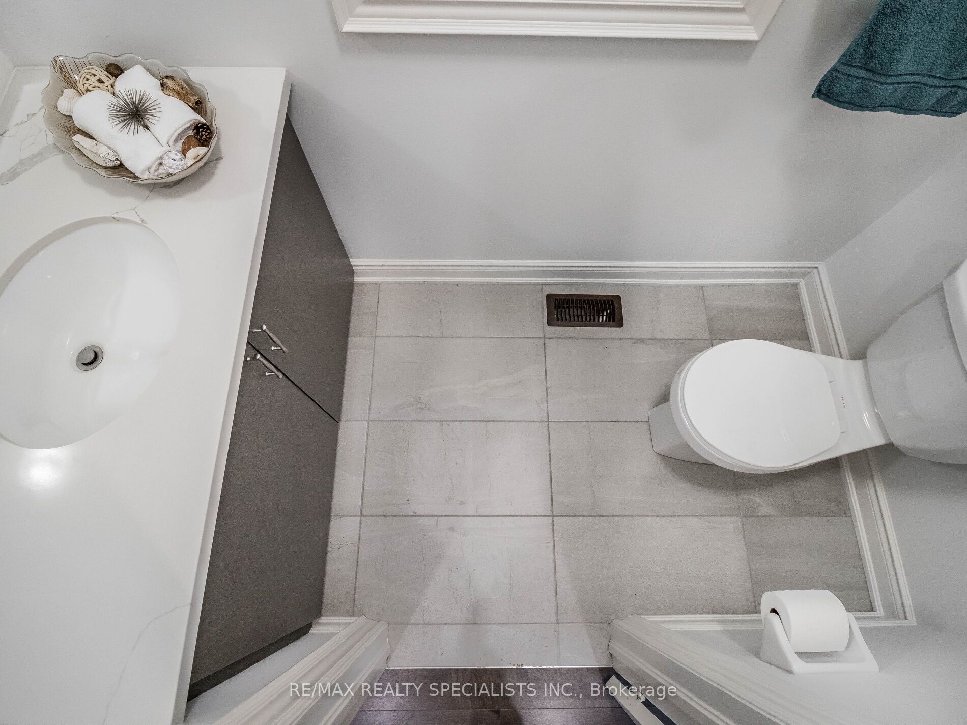 17 Betty May Cres Property Photo 20