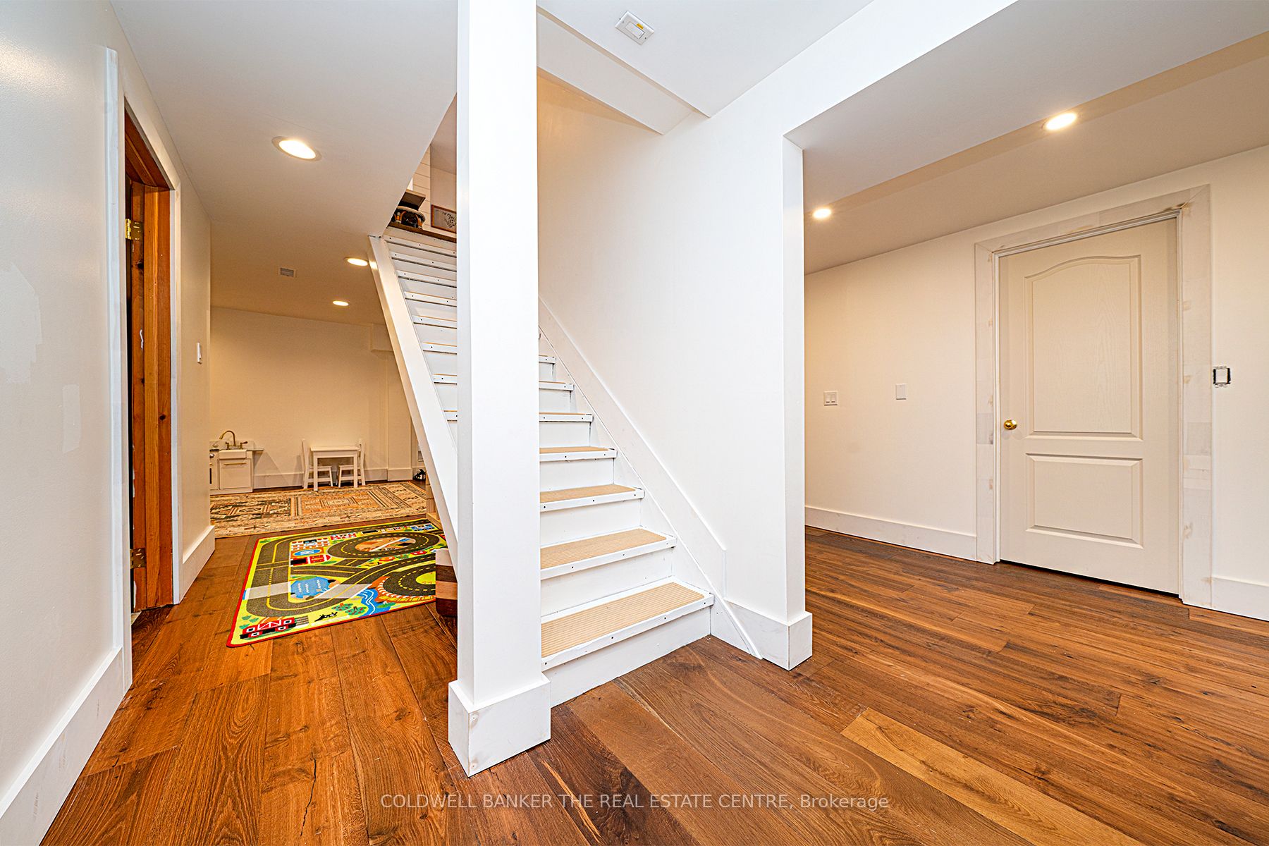 345 Penn Ave Property Photo 32