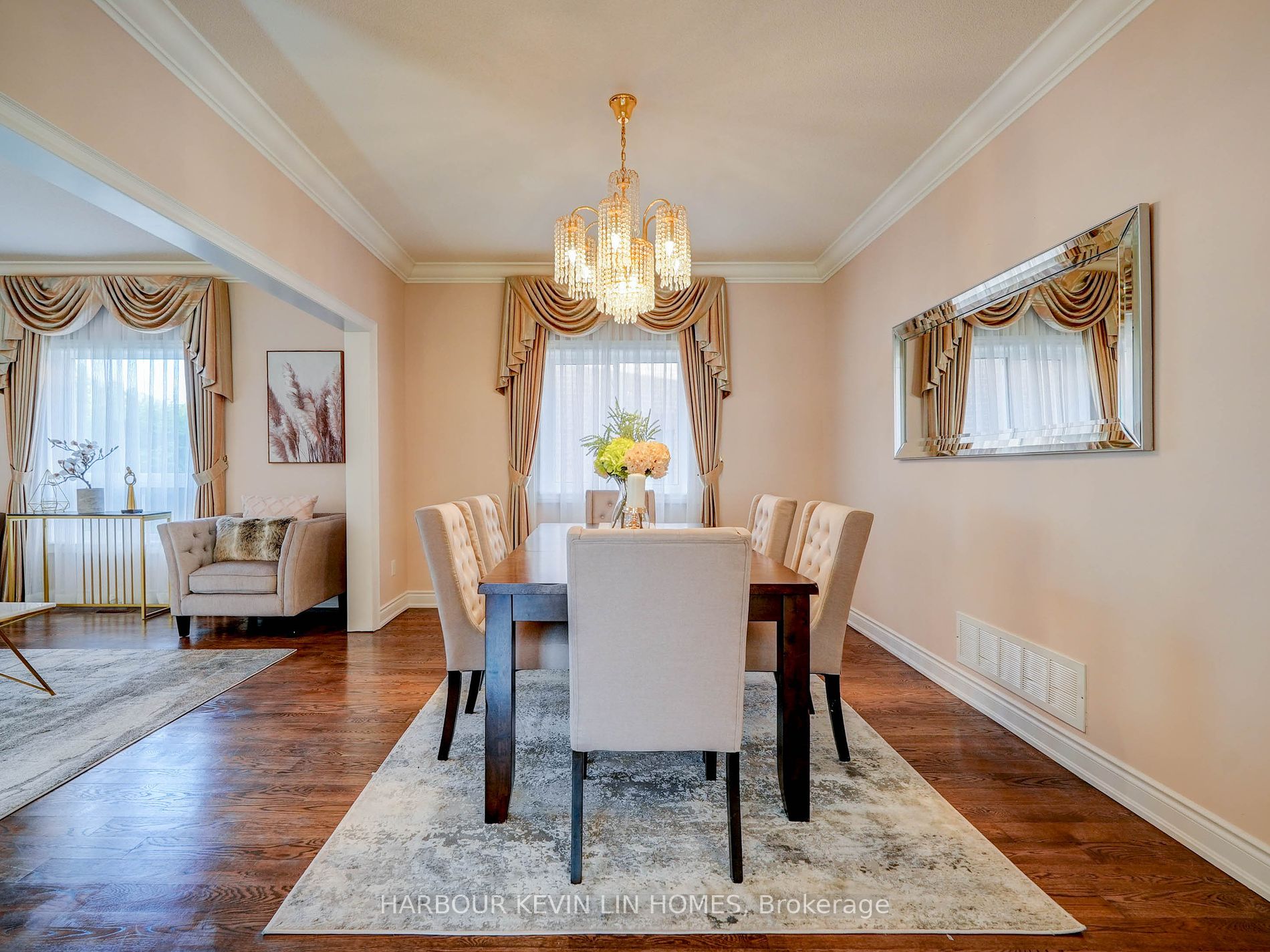 45 Henricks Cres Property Photo 12