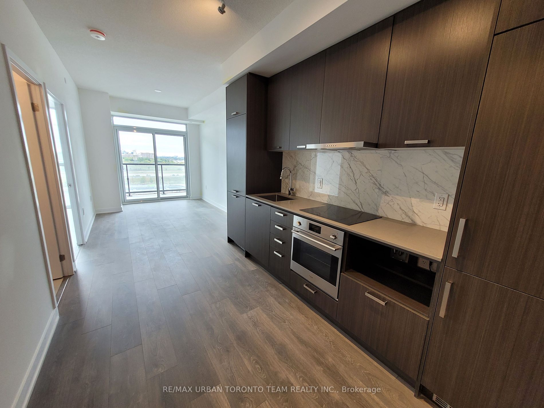 10 Honeycrisp Cres 07 Property Photo 1