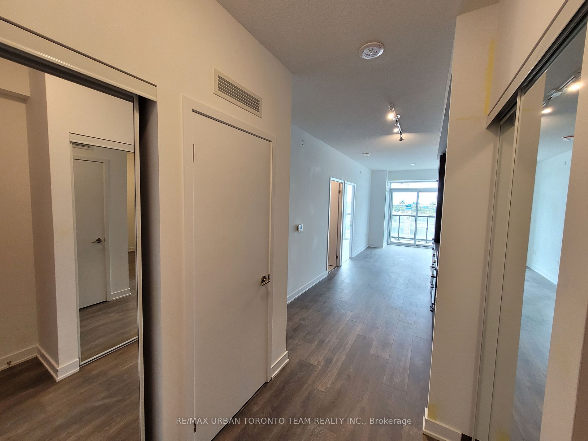 10 Honeycrisp Cres 07 Property Photo 6
