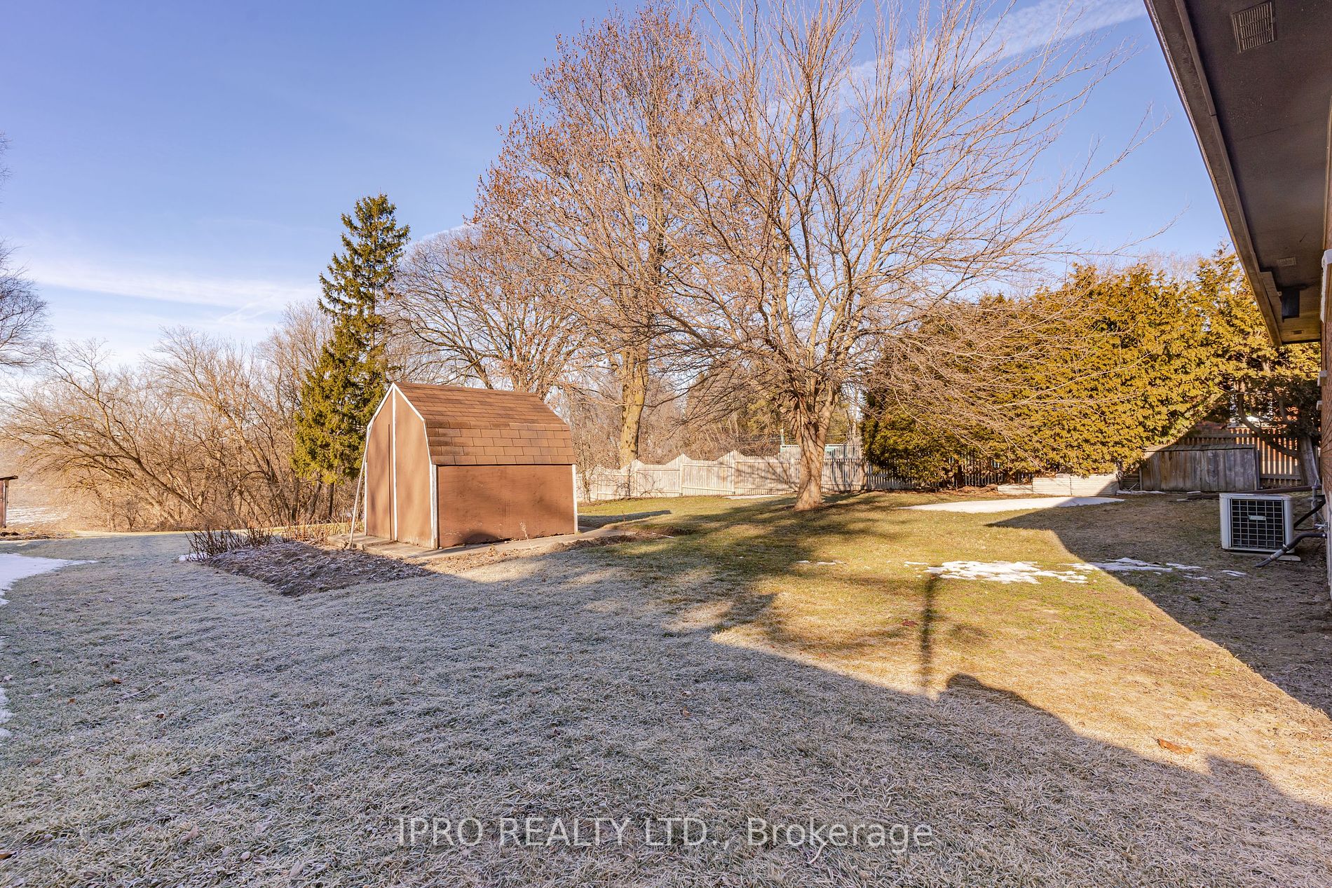 18200 Leslie St Property Photo 28