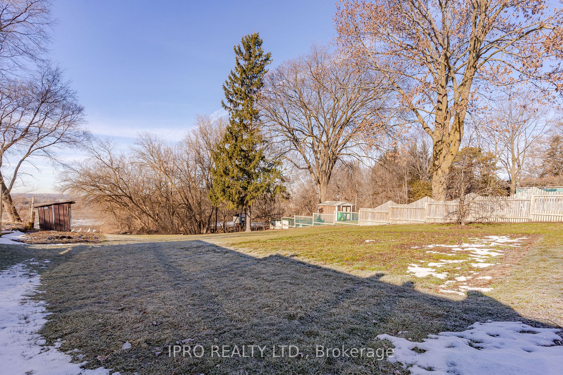 18200 Leslie St Property Photo 30