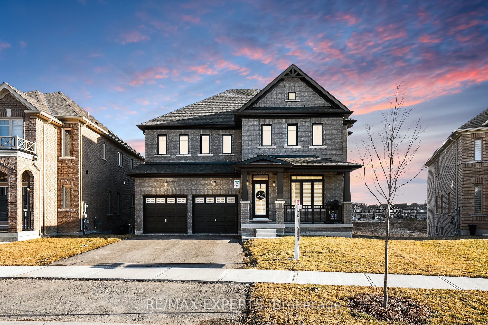 37 Ridgeview Crt N Property Photo 1