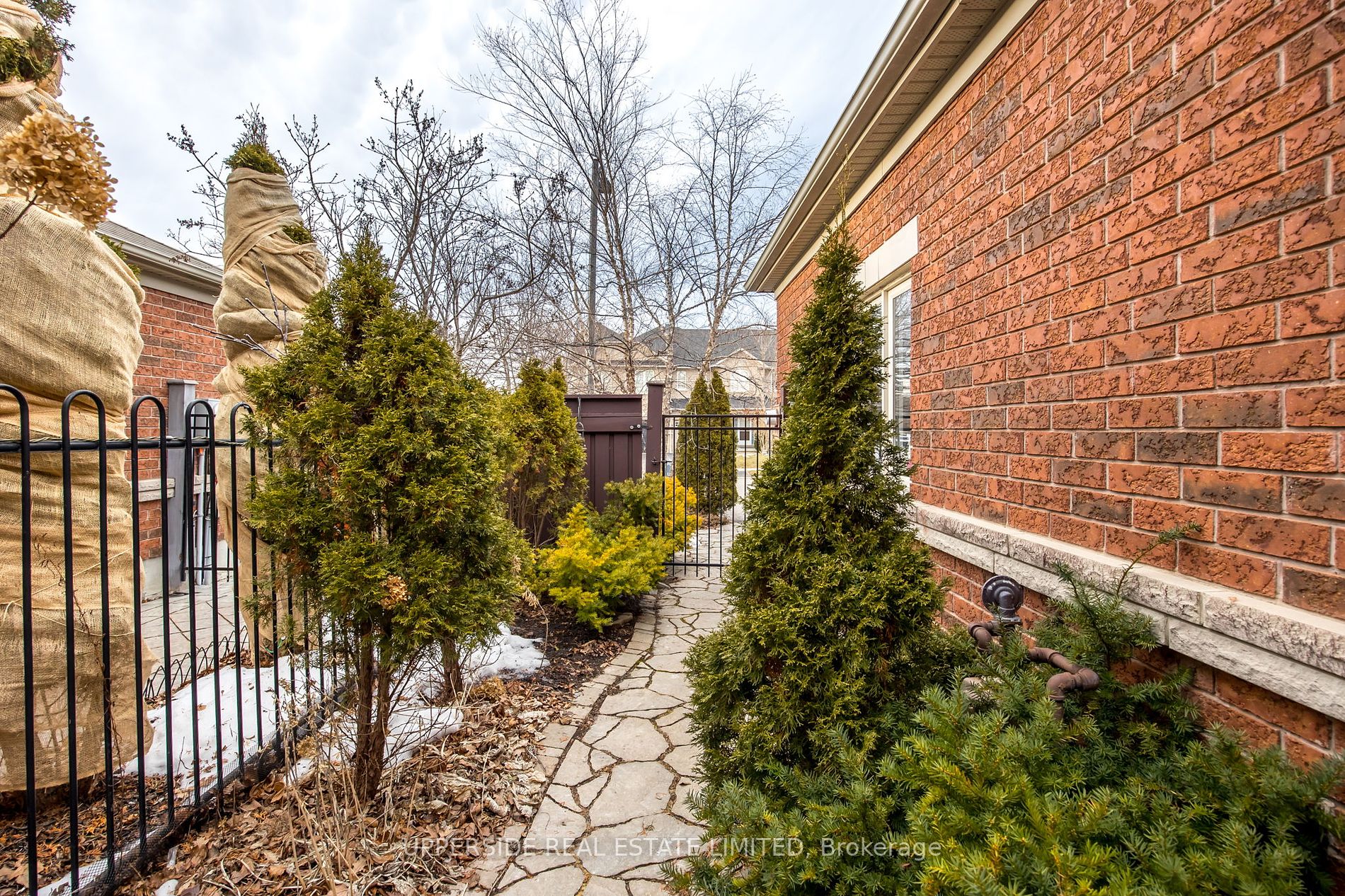 97 Zokol Dr Property Photo 29