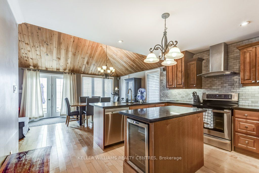 407 Limerick St Property Photo 14