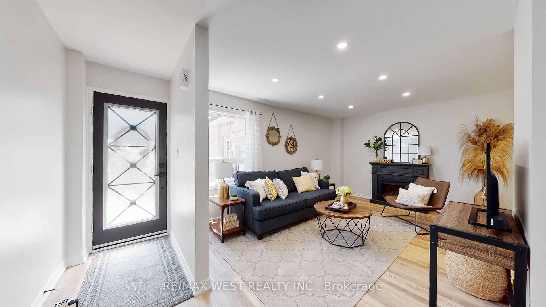 164 Tupper St E Property Photo 1