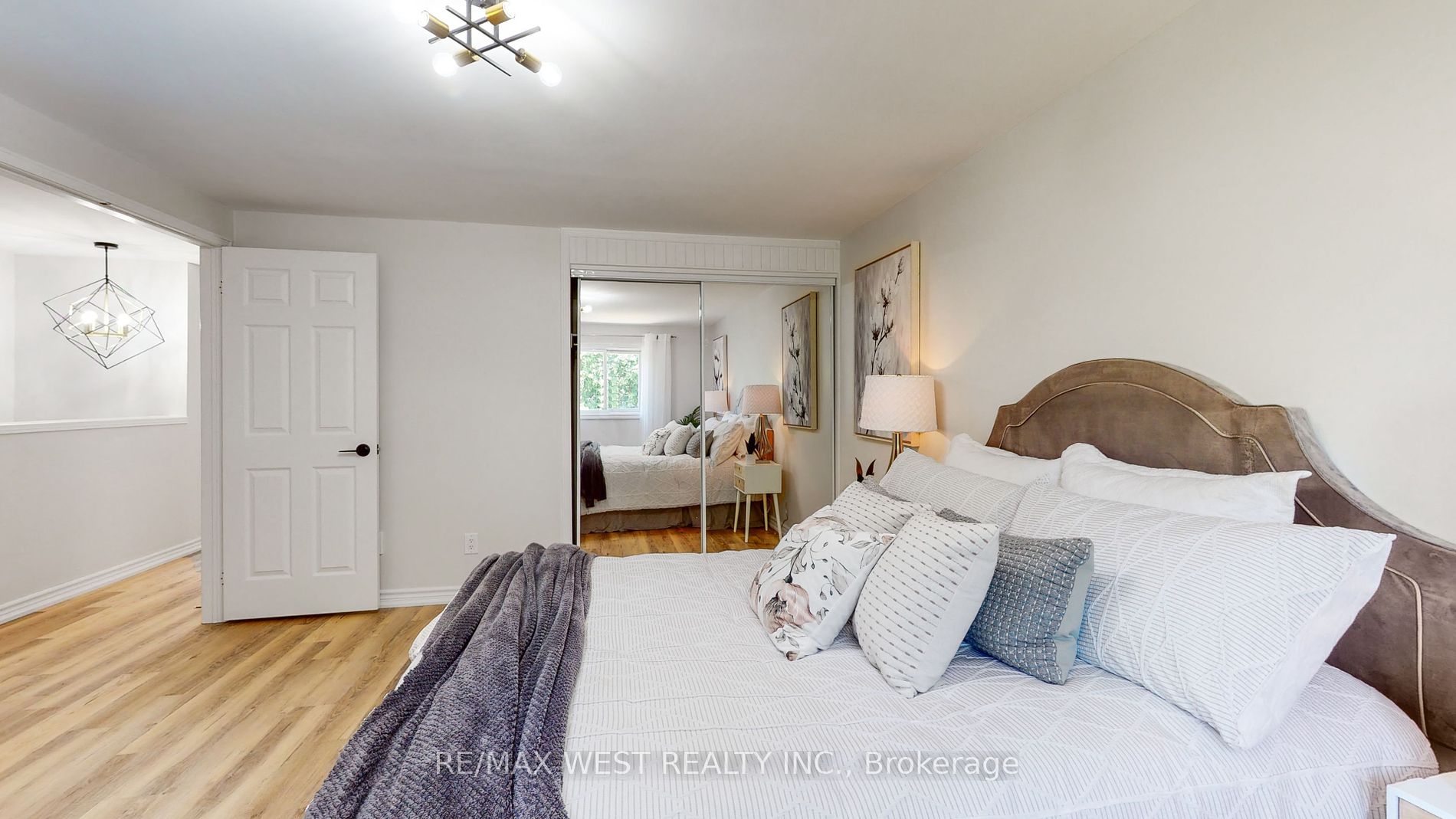 164 Tupper St E Property Photo 21