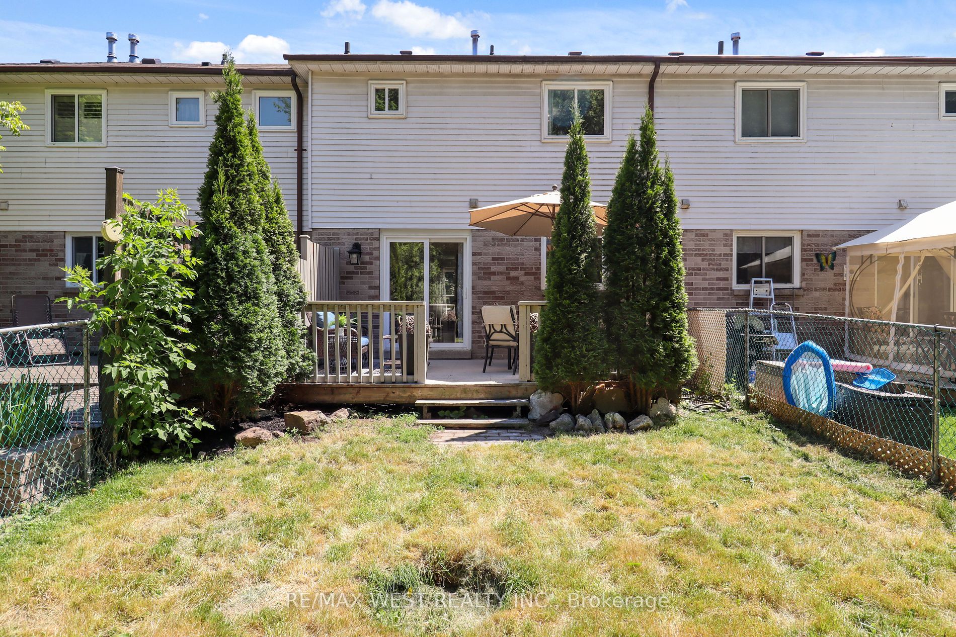 164 Tupper St E Property Photo 33