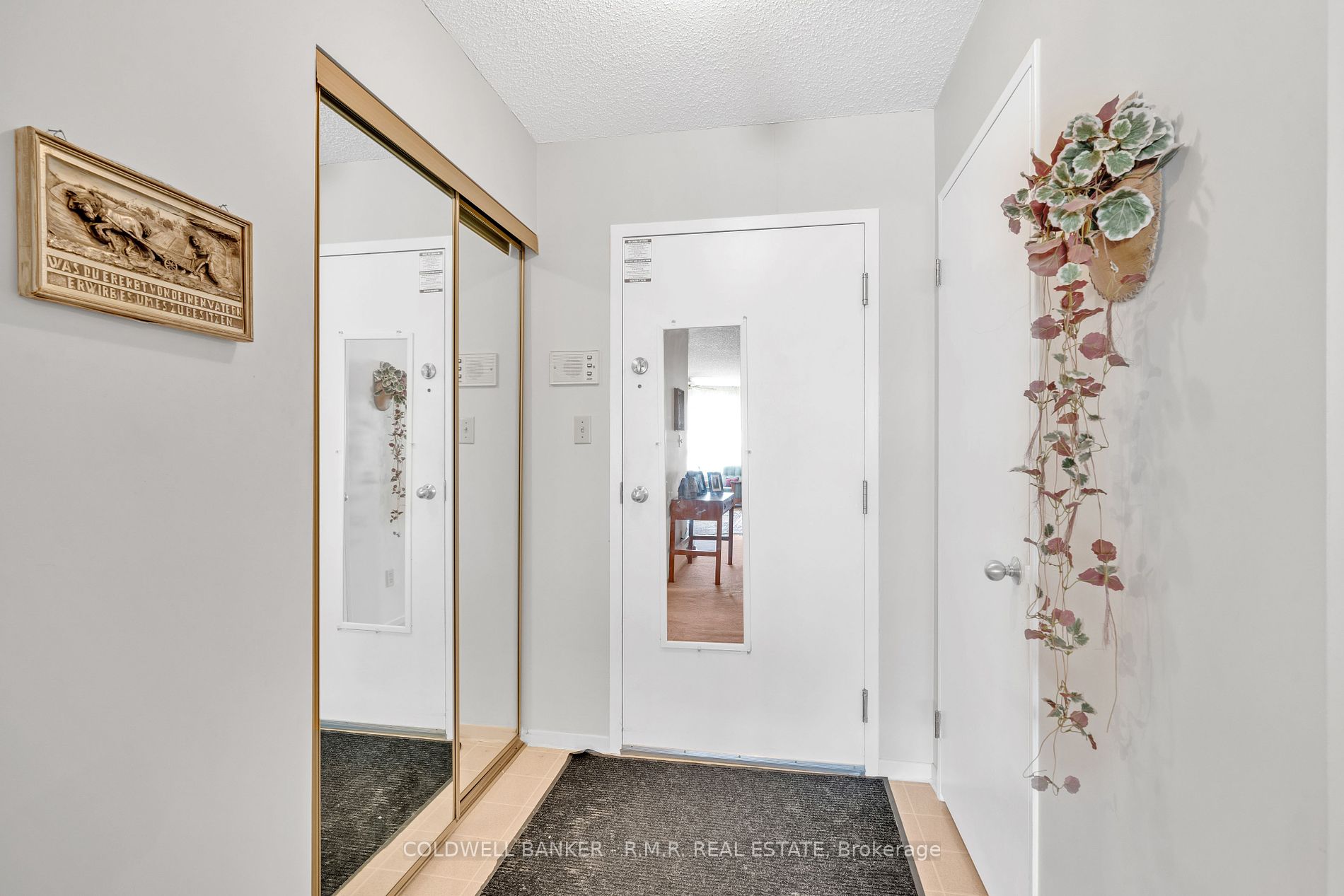 41 Ash St 4 Property Photo 4