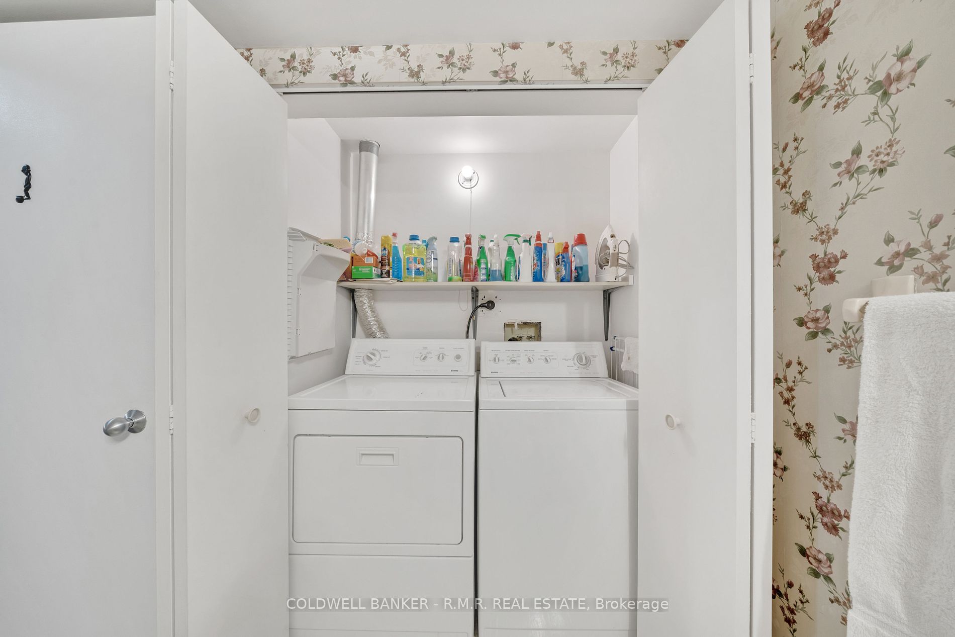 41 Ash St 4 Property Photo 22