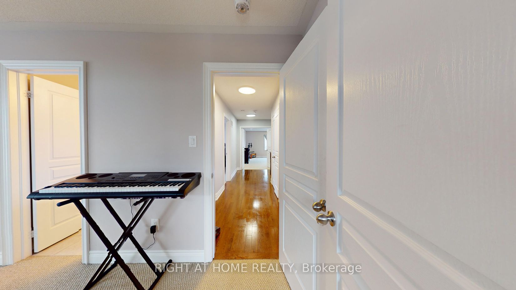 532 Mactier Dr Property Photo 27