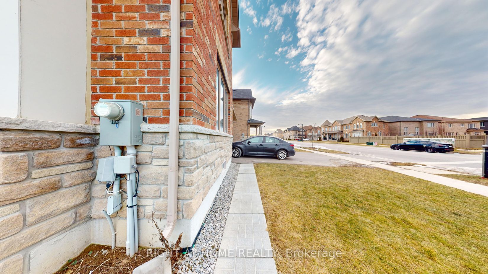 532 Mactier Dr Property Photo 31