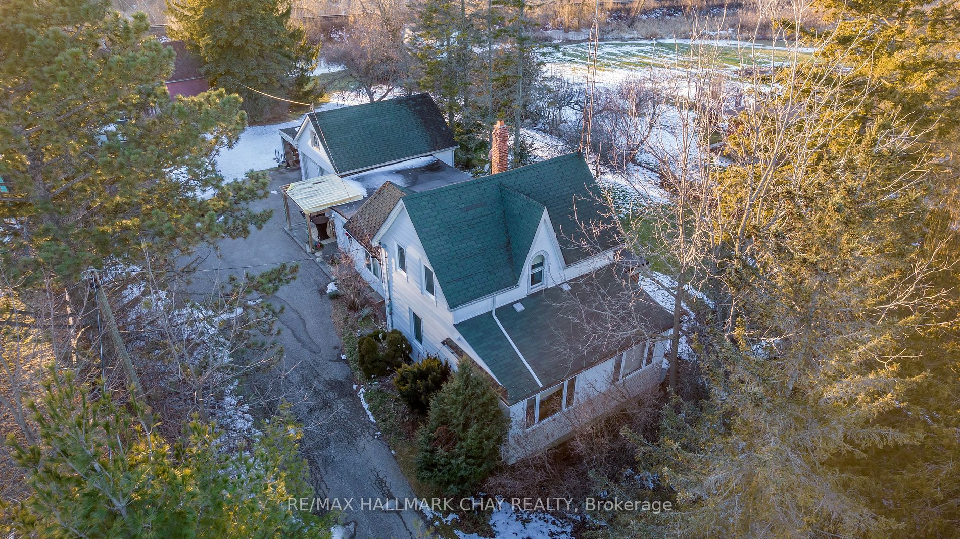 12450 Keele St Property Photo 5