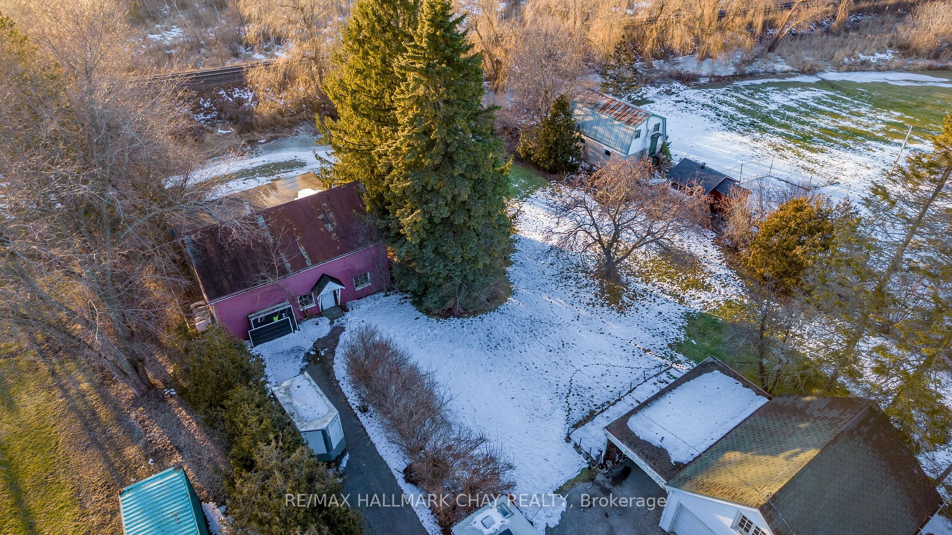 12450 Keele St Property Photo 6