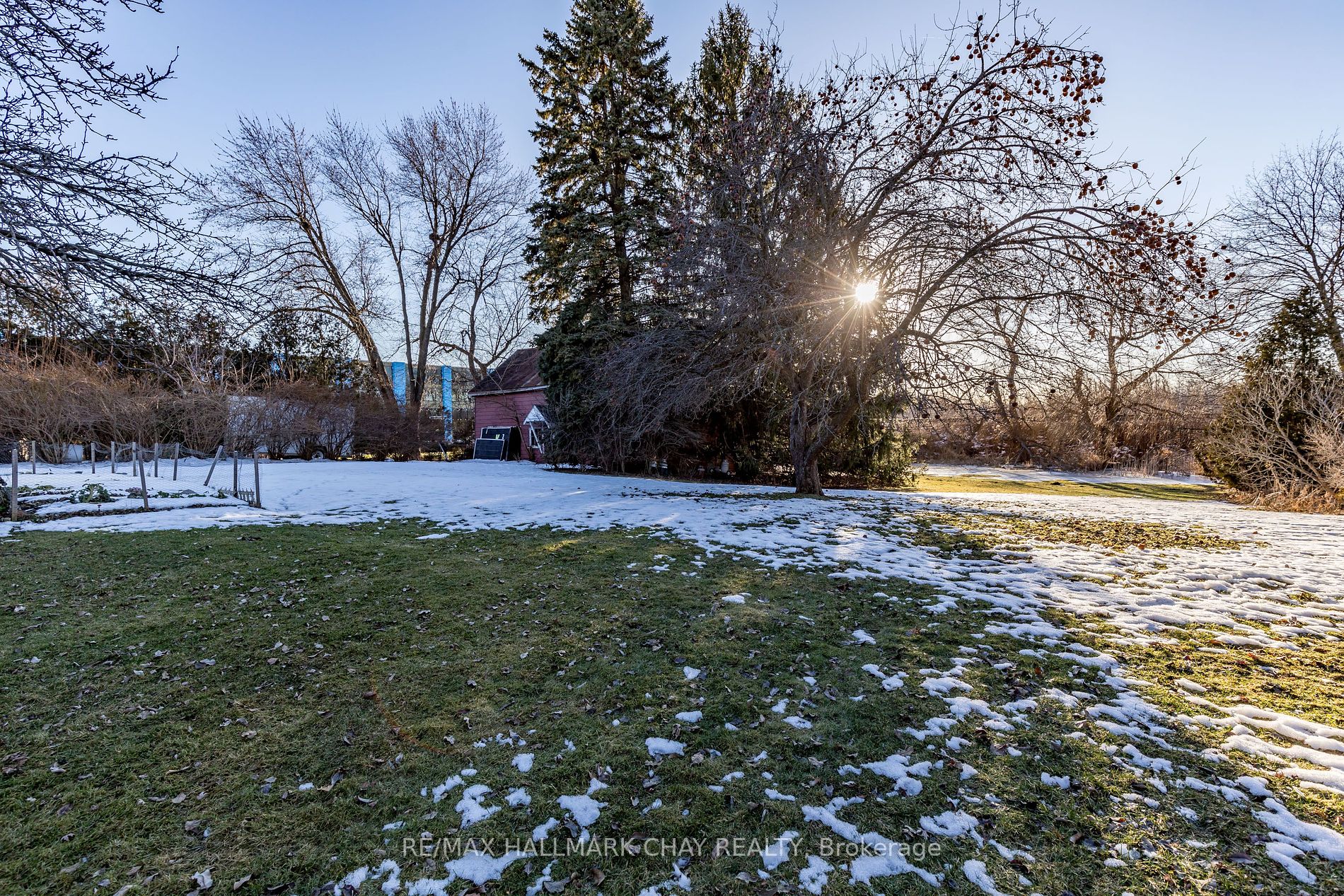 12450 Keele St Property Photo 13