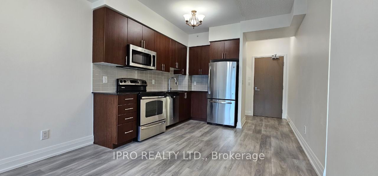 7165 Yonge St 9 Property Photo 7