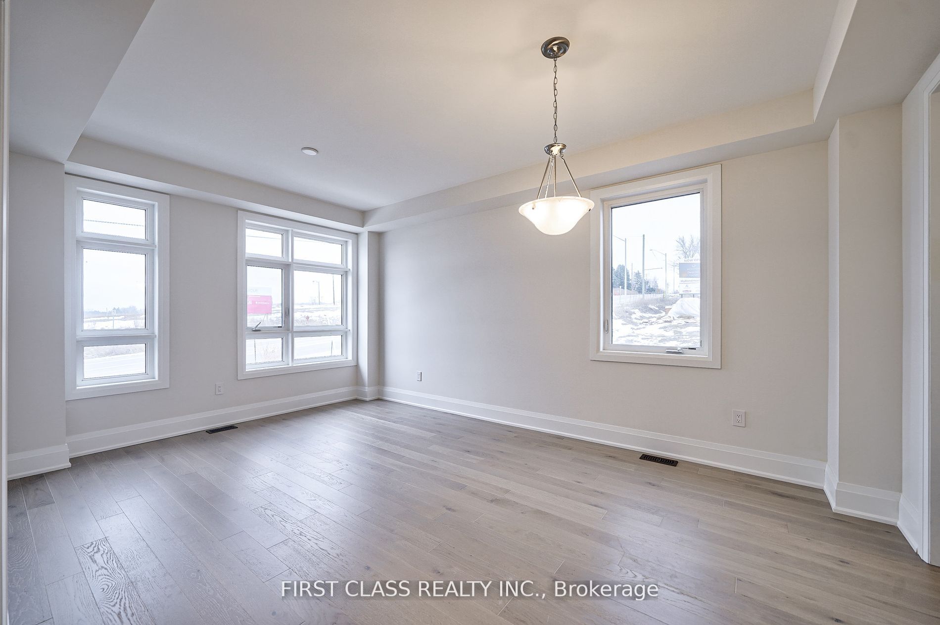 49 Rowe St Property Photo 5