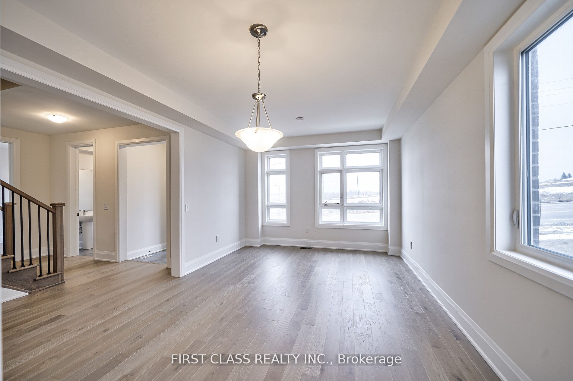 49 Rowe St Property Photo 6