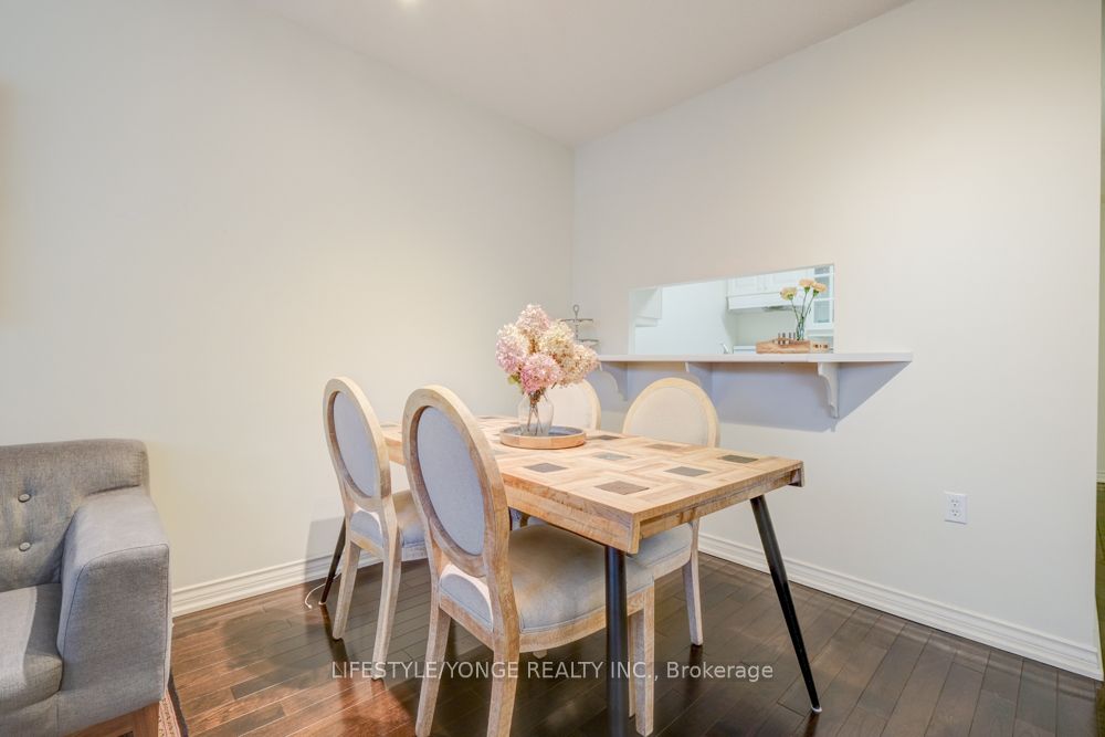 2100 John St 17 Property Photo 13