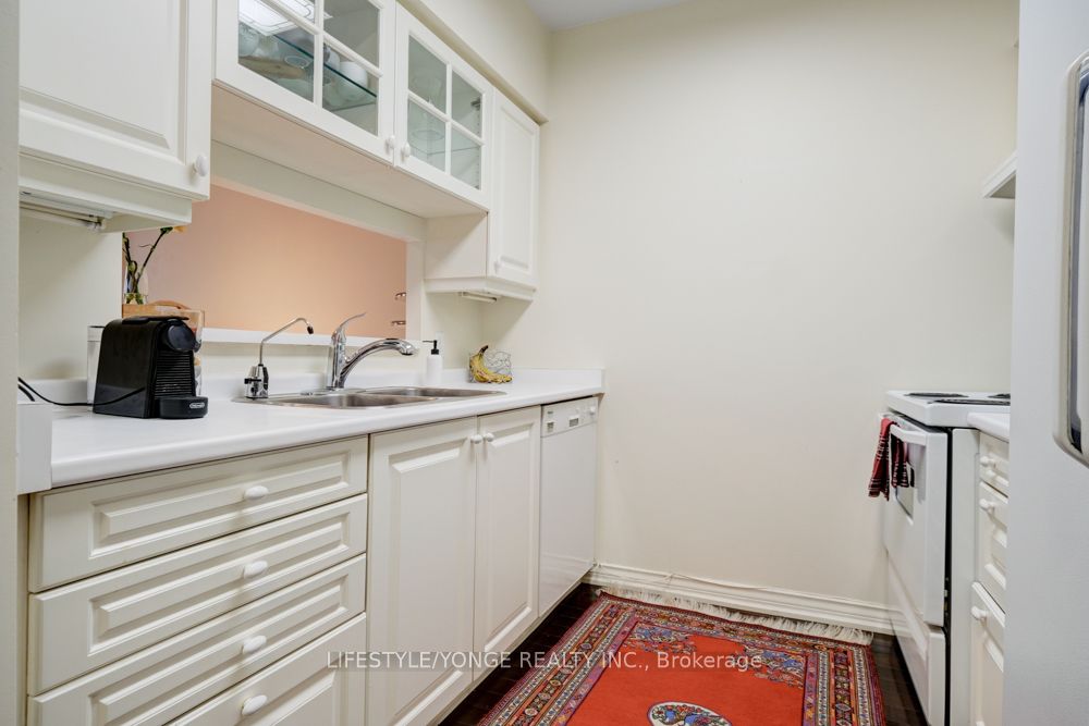2100 John St 17 Property Photo 15
