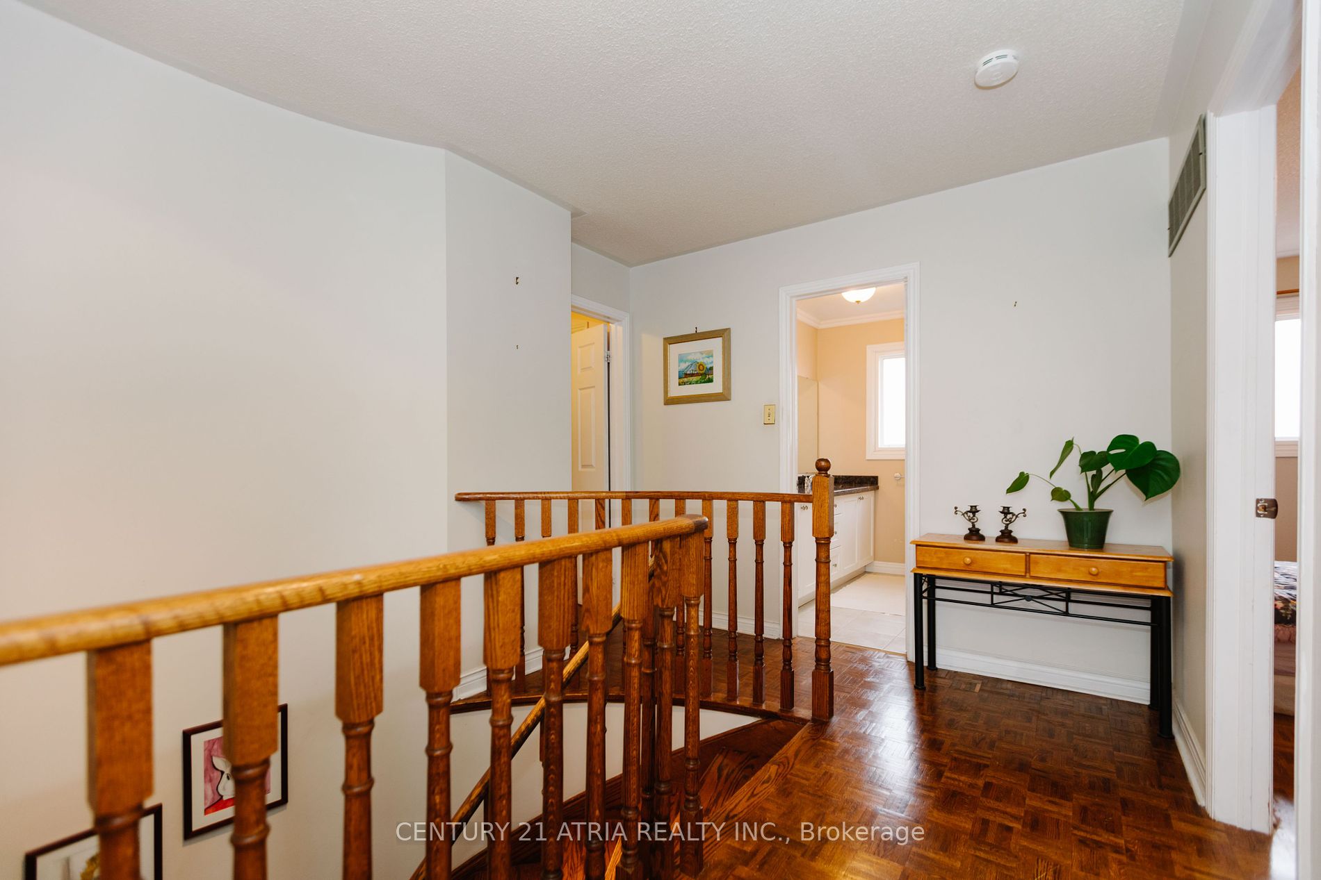 304 Essex Ave Property Photo 13