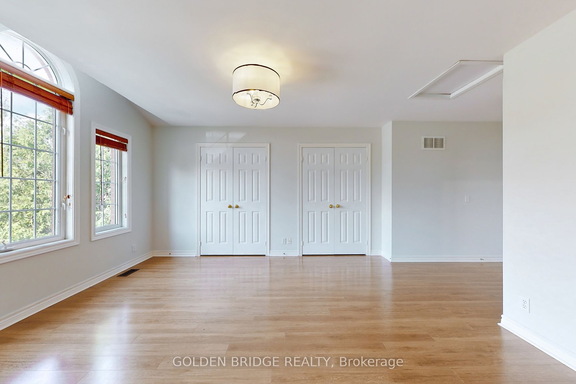 49 Golden Oak Ave Property Photo 22