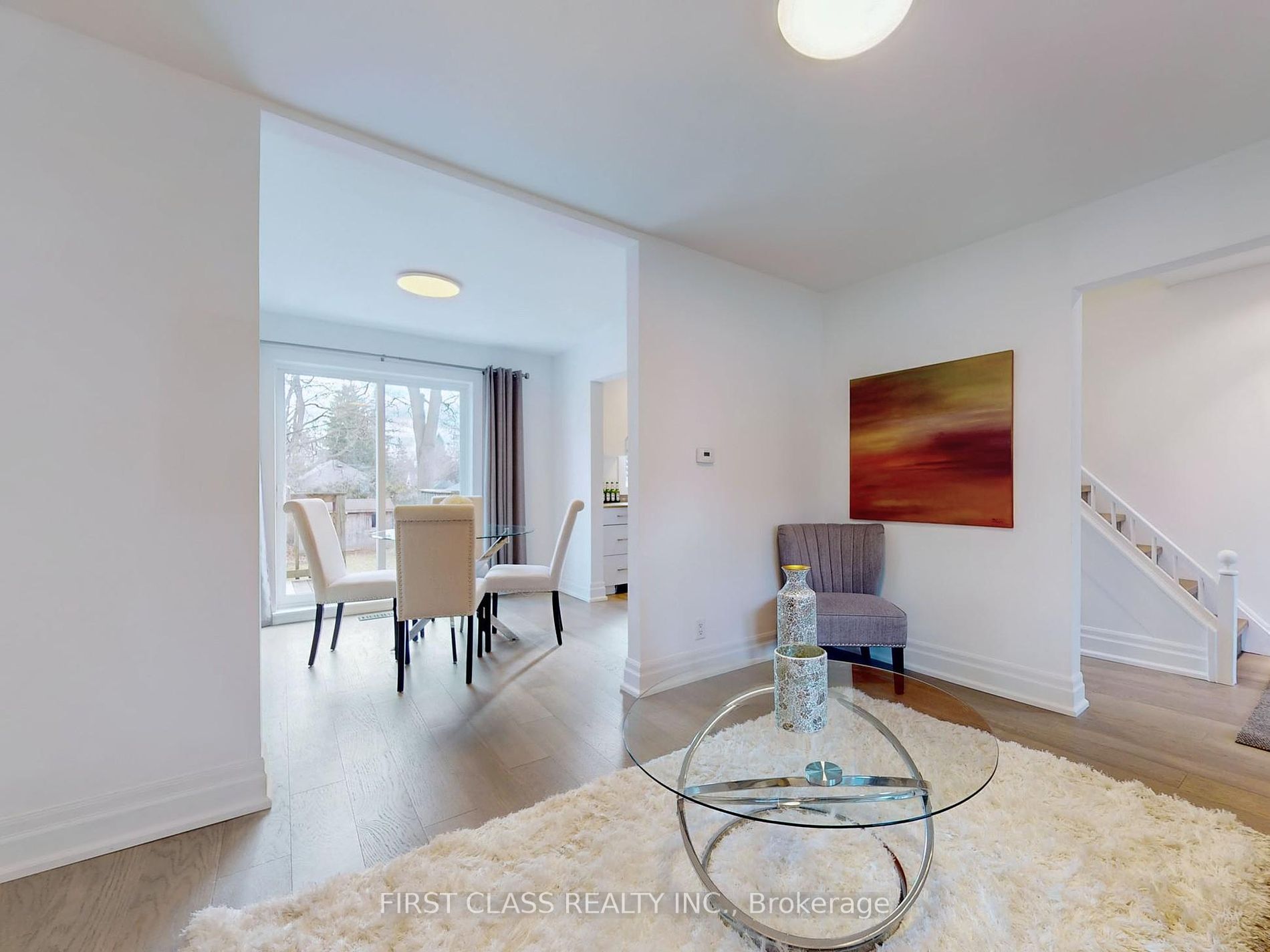 148 Richmond St Property Photo 6