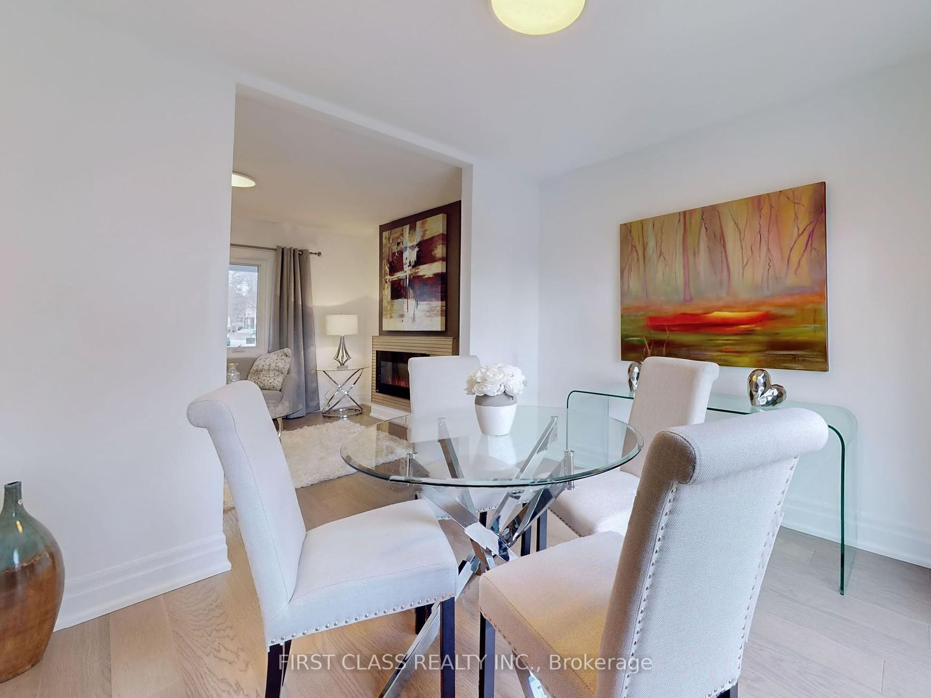 148 Richmond St Property Photo 9