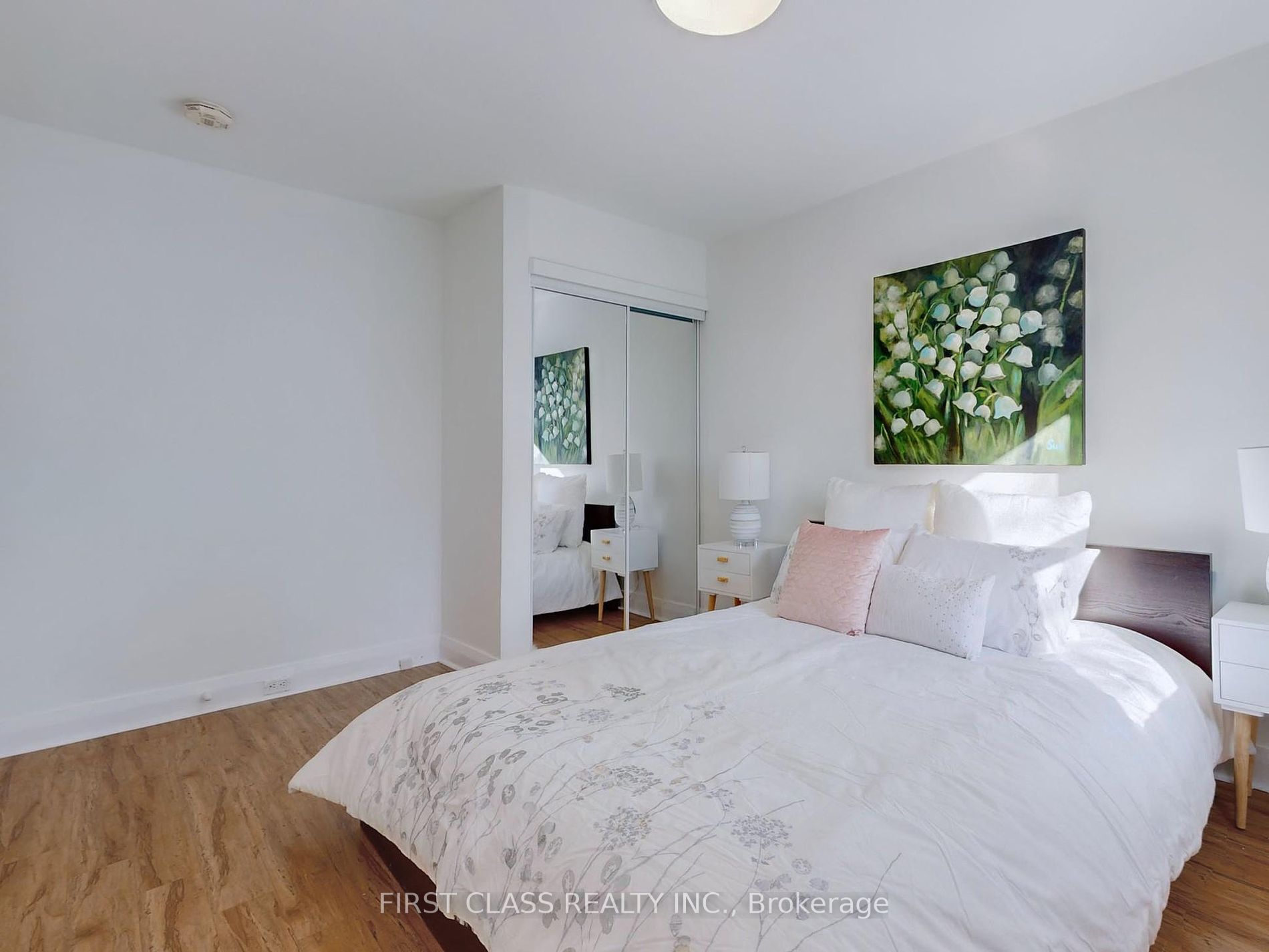 148 Richmond St Property Photo 27