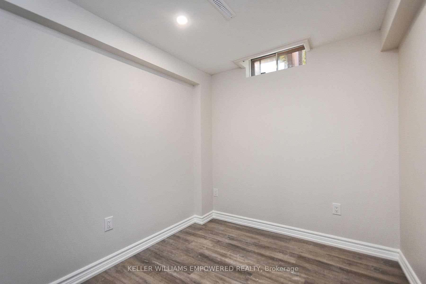 133 Heathwood Heights Dr Property Photo 9