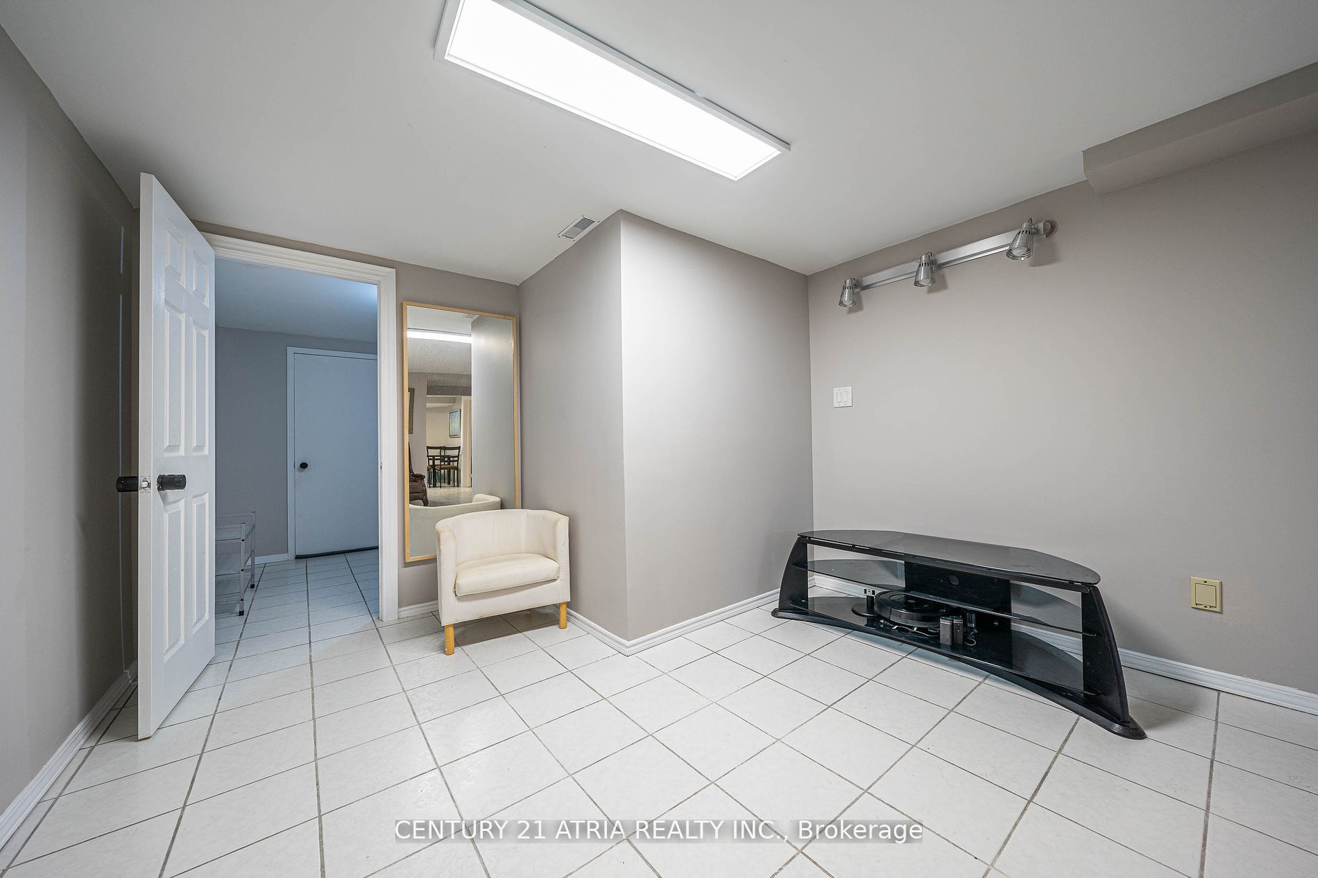 49 Cherhill Dr Property Photo 7