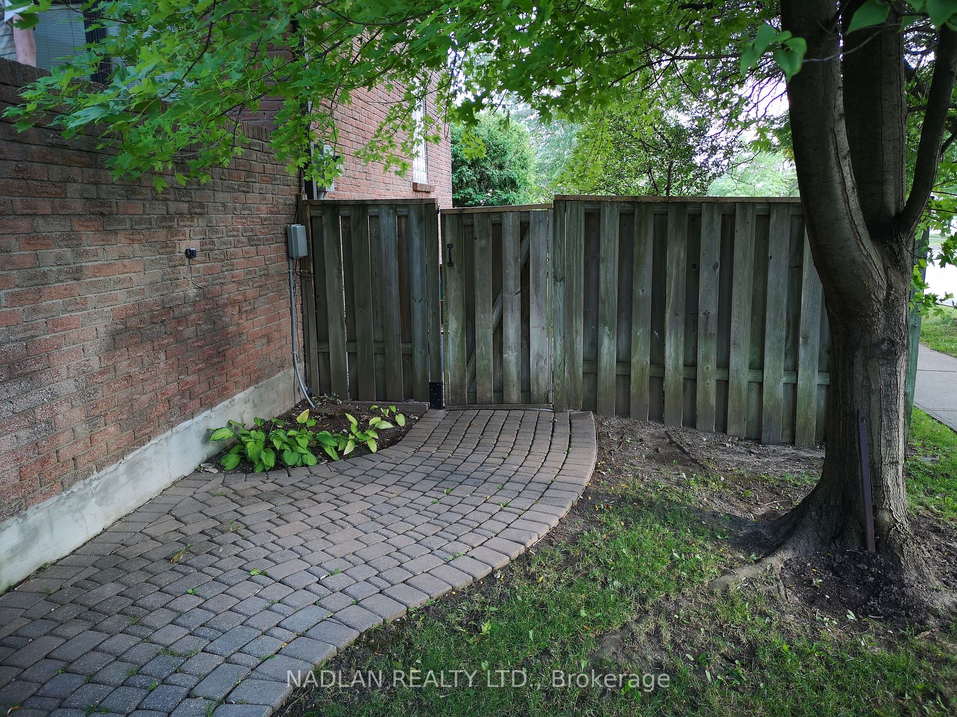 7 Mcmorran Cres Property Photo 2