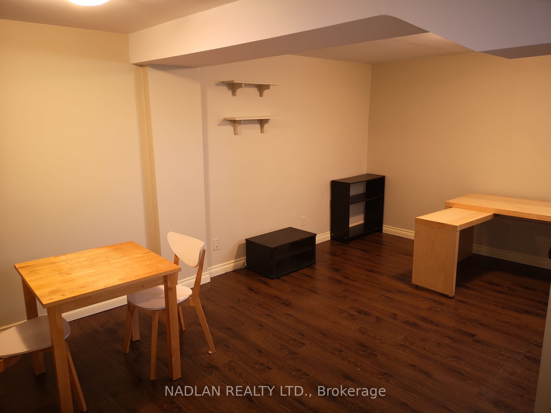 7 Mcmorran Cres Property Photo 12