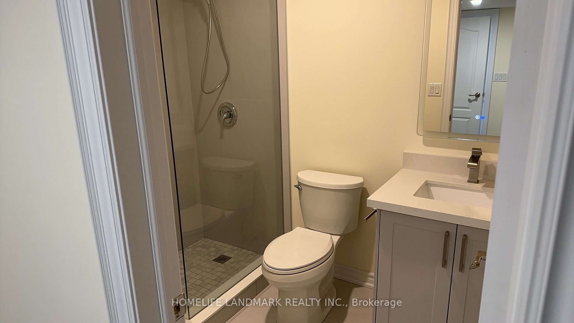 274 The Bridle Walk Property Photo 15